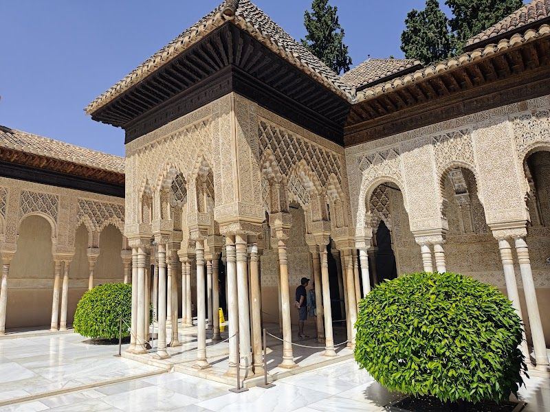 Court of the Lions, Nasrid Palaces, Alhambra